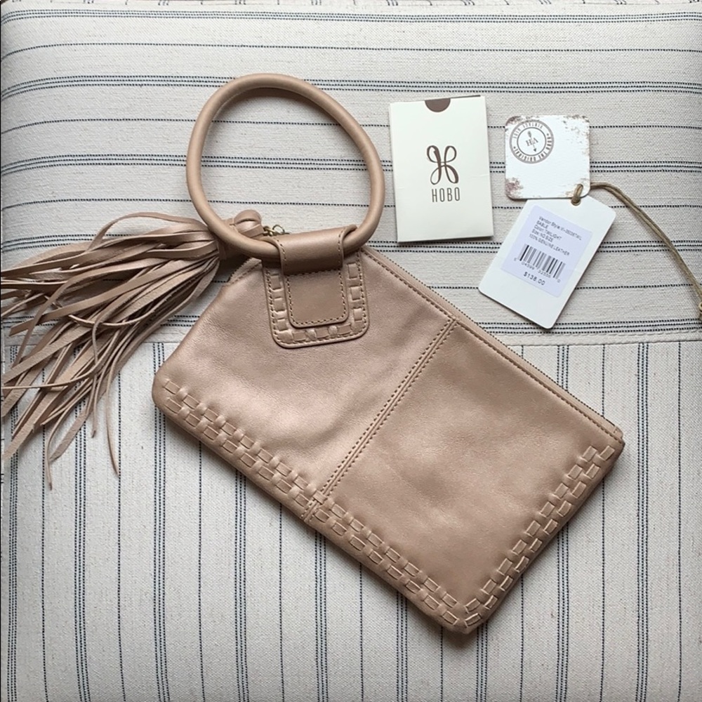 Hobo Sable Vintage Metallic Wristlet in Twilight